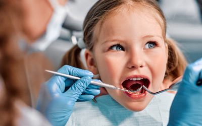 Parodontologie, Maladies parodontales, Gingivite, Parodontite, Soins parodontaux, Traitement des gencives Chirurgie parodontale Greffe gingivale